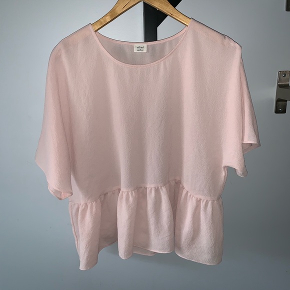 Aritzia Tops - ✨Aritzia Wilfred Pink Blouse✨